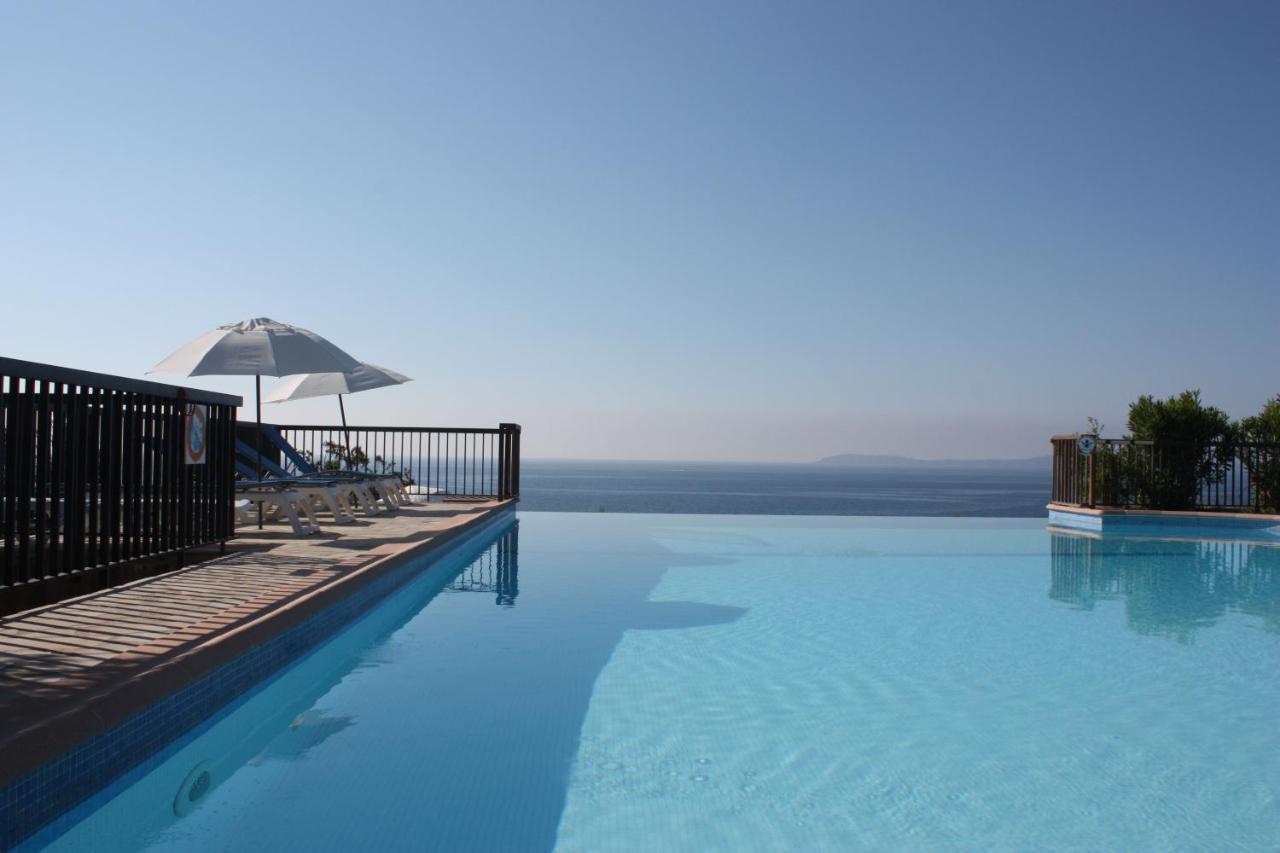 Residence Goelia Le Domaine De La Pinede Le Lavandou Rom bilde
